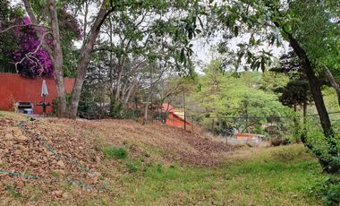 VENTA CASA SAYAVEDRA ESTILO INGLÉS