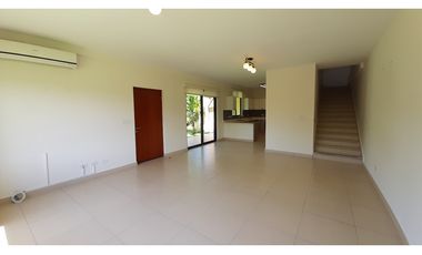 Vendo hermosa casa en River Valley, Panamá Pacífico