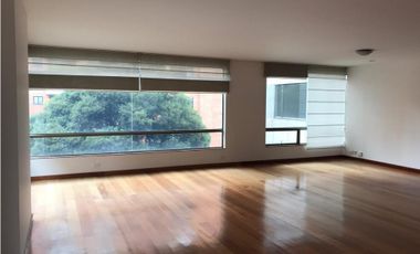 VENDO APARTAMENTO REMODELADO CABRERA 4 ALC