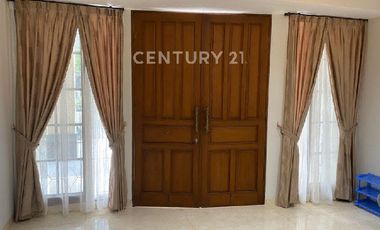 Rumah Pondok Indah, Belakang PIM, Area Tenang, Ada Kolam Renang