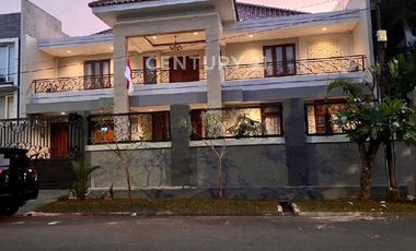 Rumah Pondok Indah, Belakang PIM, Area Tenang, Ada Kolam Renang