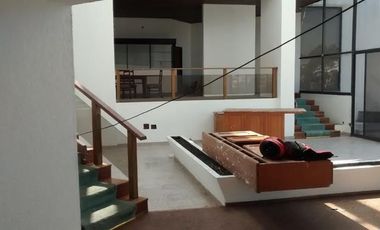 CASA PARA REMODELAR EN LA HERRADRA