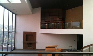 CASA PARA REMODELAR EN LA HERRADRA