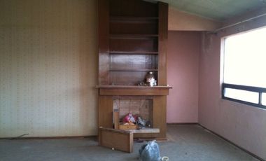 CASA PARA REMODELAR EN LA HERRADRA