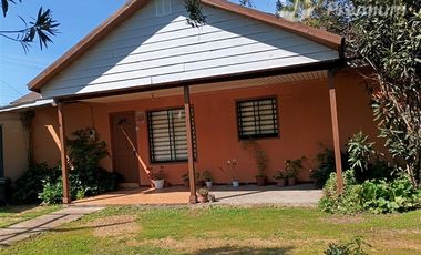 PROPIEDAD HABITACIONAL Y COMERCIAL EN RUTA J-55 ROMERAL