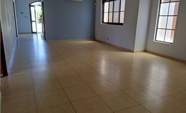 AB Se Vende Casa Dúplex en Costa Sur $ 524k