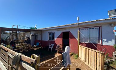 Arriendo de Parcela de 5.024m2 con casa y gran bodega galpón cerrado