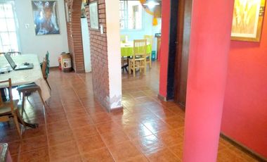 VENTA DE CASA SOBRE LOTE PROPIO DE DOS PLANTAS Y COCHERA