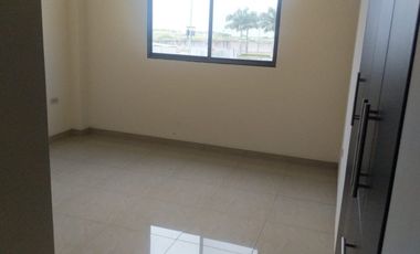 Venta casa en urbanización Mallorca Village, via Samborondon Salitre, Guayaquil