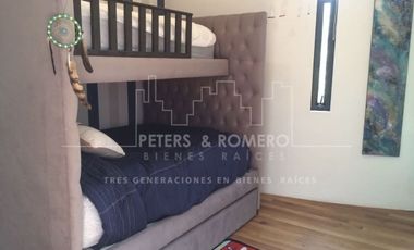 Casa con Vista al Lago en Venta en Valle de Bravo