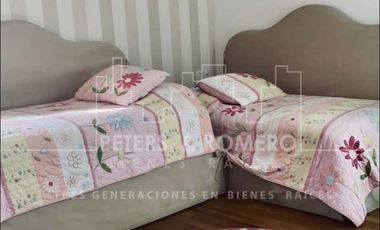 Casa con Vista al Lago en Venta en Valle de Bravo