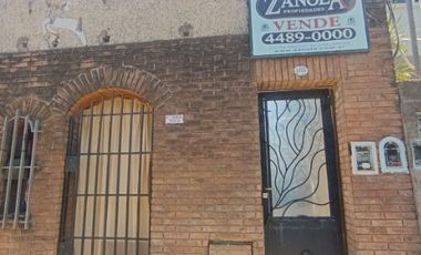 Casa PH en venta en Moron Sur