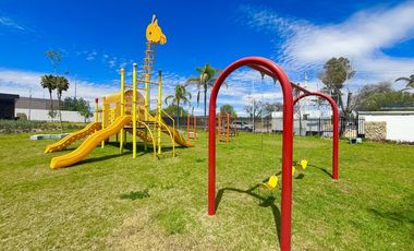 NORPONIENTE EXCELENTE TERRENO EN HACIENDA PARAISO ZONA DE MAYOR PLUSVALIA DE AGS