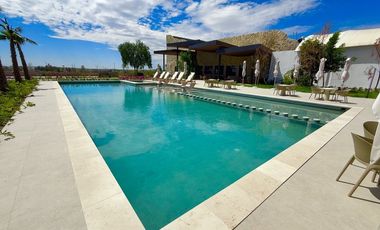 NORPONIENTE EXCELENTE TERRENO EN HACIENDA PARAISO ZONA DE MAYOR PLUSVALIA DE AGS