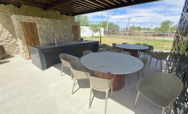 NORPONIENTE EXCELENTE TERRENO EN HACIENDA PARAISO ZONA DE MAYOR PLUSVALIA DE AGS