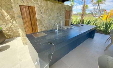 NORPONIENTE EXCELENTE TERRENO EN HACIENDA PARAISO ZONA DE MAYOR PLUSVALIA DE AGS