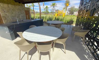 NORPONIENTE EXCELENTE TERRENO EN HACIENDA PARAISO ZONA DE MAYOR PLUSVALIA DE AGS