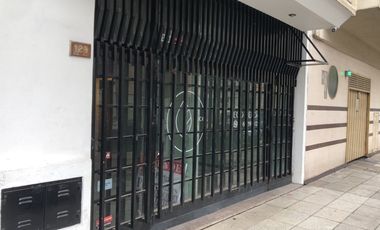 Local a la calle en Venta Ramos Mejia / La Matanza (A120 3460)