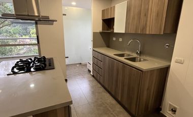 apartamento en arriendo en loma el chocho. Cod A9432919