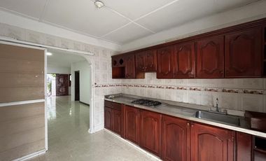 casa en arriendo/venta en san josé. Cod V12372
