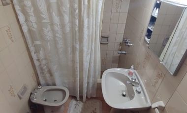 Casa PH en venta en Caseros