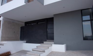 ZIBATA Casa Nueva en VENTA dentro de Condominio 