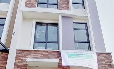 Kost Putra Dekat Kampus UMN, Summarecon Mall Serpong