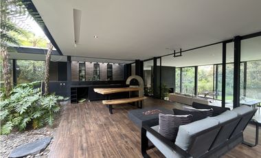 Casa para la Venta en Medellín Alto Las Palmas
