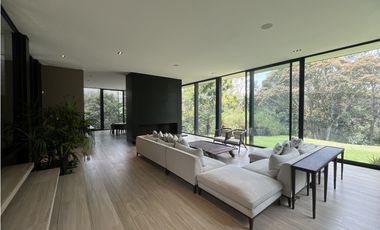 Casa para la Venta en Medellín Alto Las Palmas