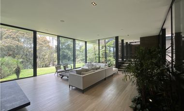 Casa para la Venta en Medellín Alto Las Palmas