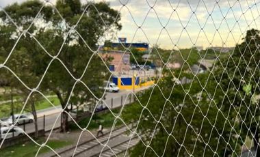 Alquiler   zona La Bombonera y Parque Lezama  piso 3