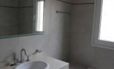 Duplex en Liquidambar, Pilar