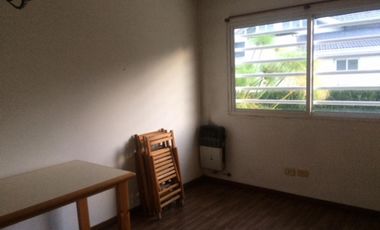 Casa de 4 ambientes en barrio cerrado, Ranelagh Golf Club.