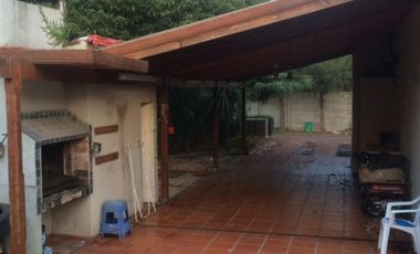 Casa de 4 ambientes en barrio cerrado, Ranelagh Golf Club.