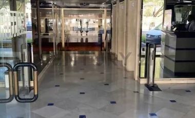 Linda y cómoda oficina disponible para arriendo en Vitacura