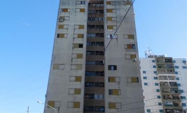 Departamento de 4 amb con balcón. OPORTUNIDAD