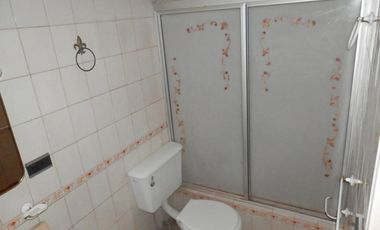 Departamento de 4 amb con balcón. OPORTUNIDAD