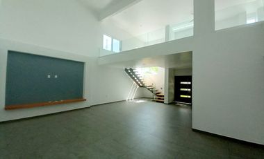 CASA EN VENTA EN LOMAS DE COCOYOC