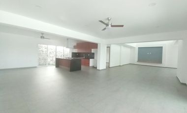 CASA EN VENTA EN LOMAS DE COCOYOC
