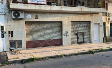Importante local más dos departamentos ubicado a trescientos metros de Av. Hipólito Yrigoyen