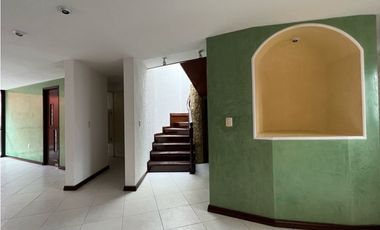 Casa en Venta en Real del Valle, Pachuca – 3 Recámaras y Roof Garden