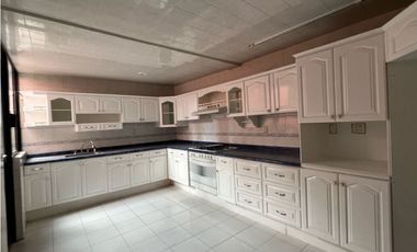 Casa en Venta en Real del Valle, Pachuca – 3 Recámaras y Roof Garden