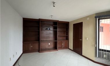 Casa en Venta en Real del Valle, Pachuca – 3 Recámaras y Roof Garden