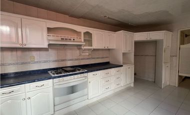 Casa en Venta en Real del Valle, Pachuca – 3 Recámaras y Roof Garden