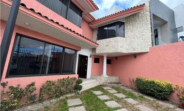 Casa en Venta en Real del Valle, Pachuca – 3 Recámaras y Roof Garden
