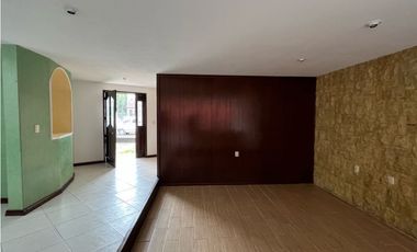 Casa en Venta en Real del Valle, Pachuca – 3 Recámaras y Roof Garden