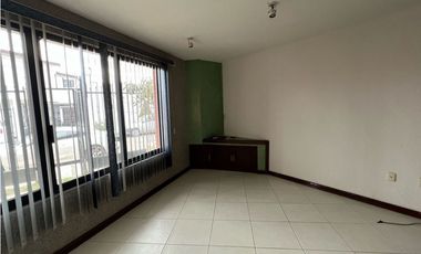 Casa en Venta en Real del Valle, Pachuca – 3 Recámaras y Roof Garden