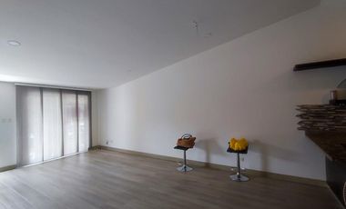 casa en venta en la parada. Cod V27858
