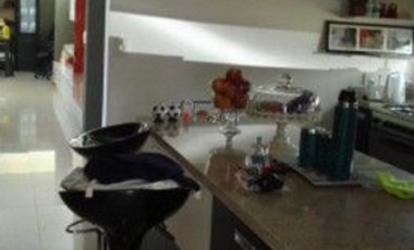 Casa estilo minimalista en Barrio Cerrado Venado I