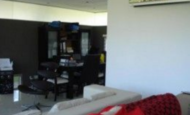 Casa estilo minimalista en Barrio Cerrado Venado I